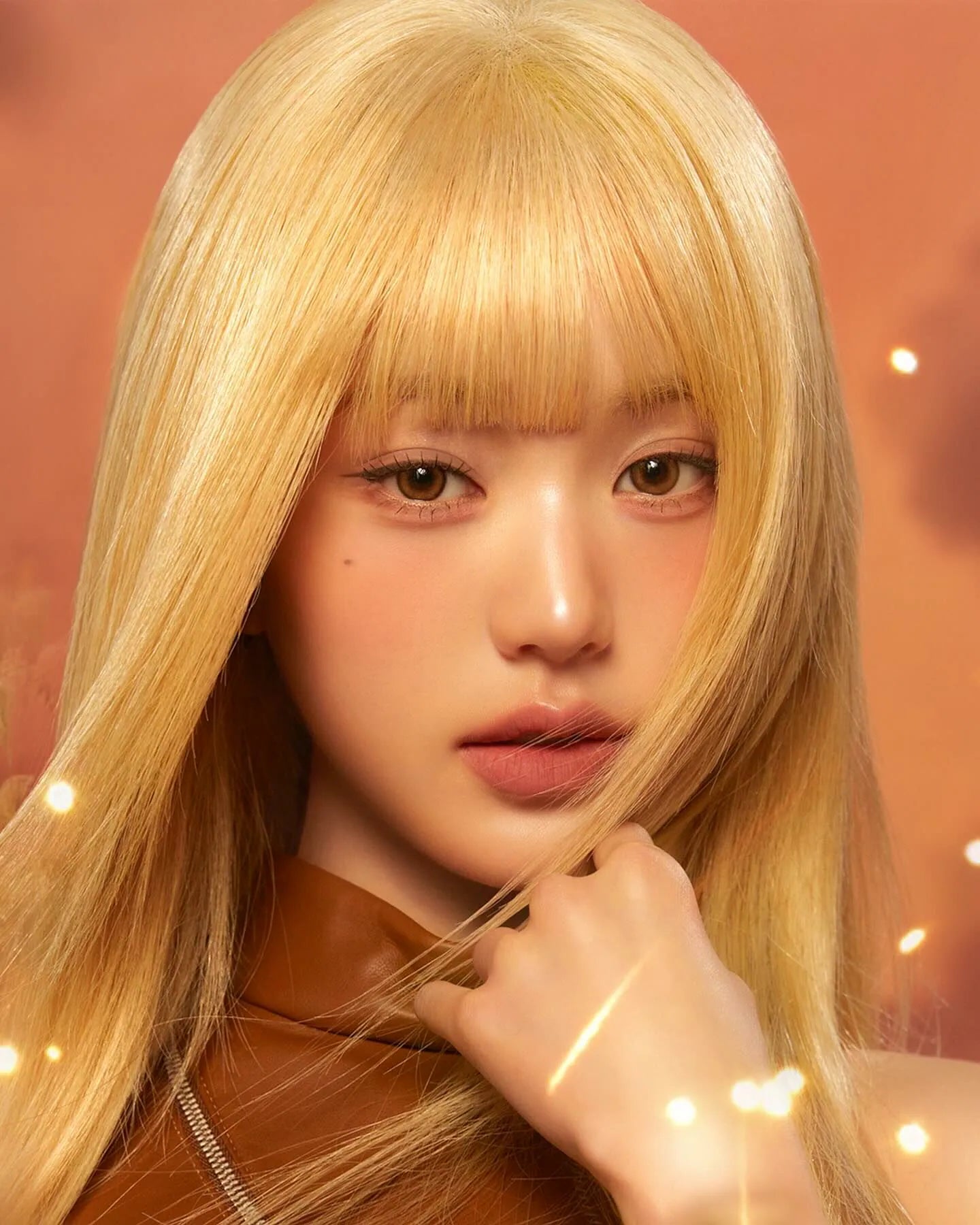 Hapa Kristin Cosmo Kristin Brown (DAILY/10P)